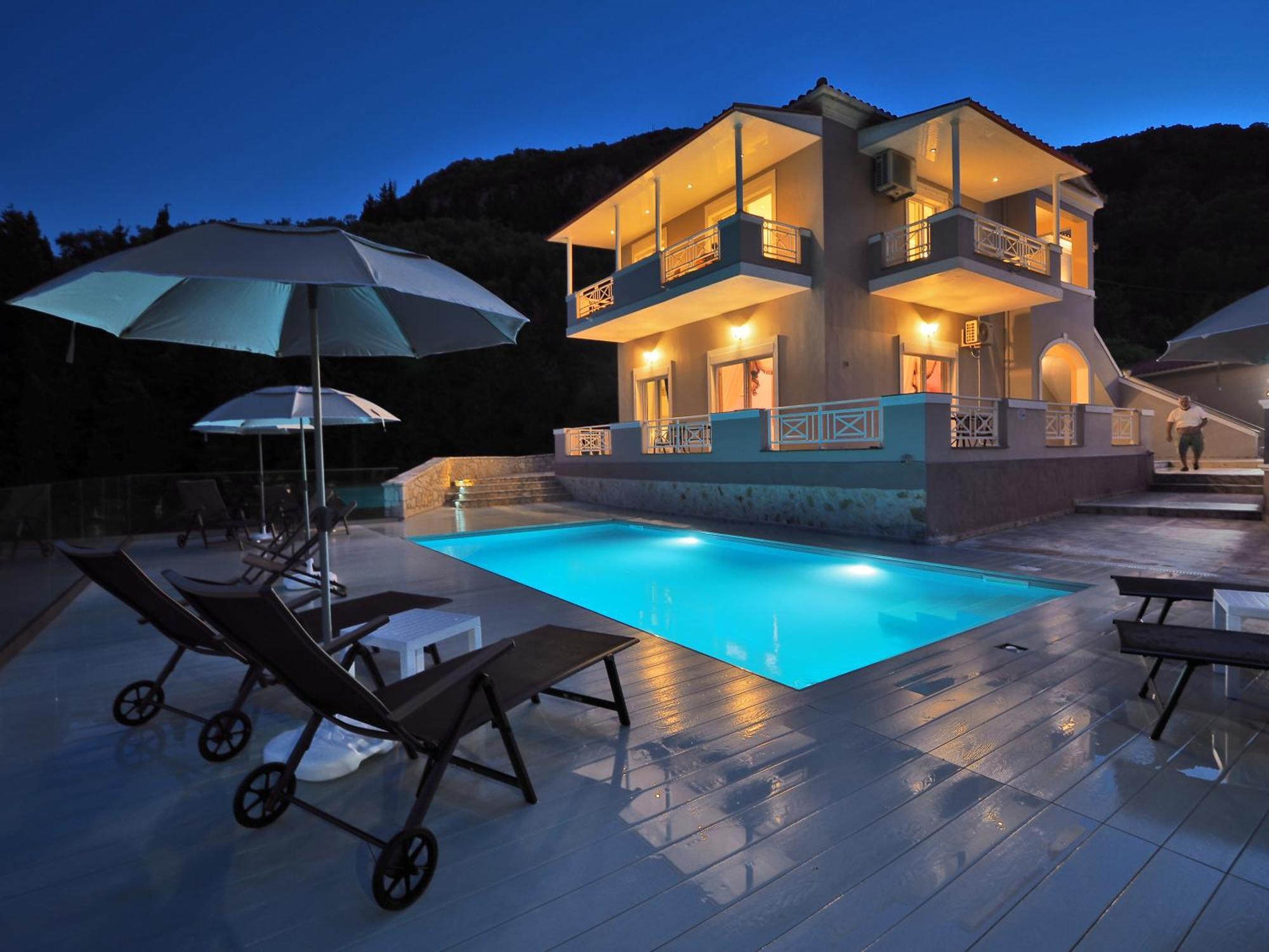 Villa Euphoria Apts Afión Exteriér fotografie