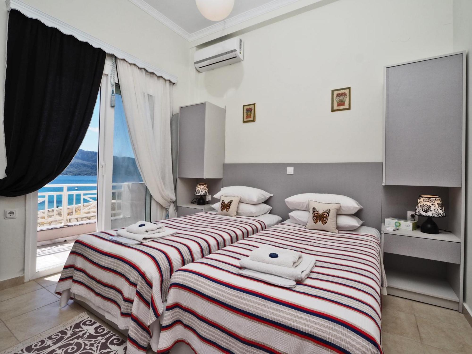 Villa Euphoria Apts Afión Exteriér fotografie